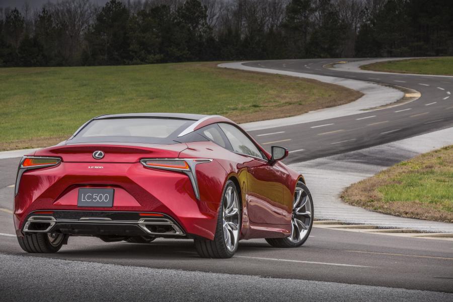  Lexus LC500 2016 года  (фото 22 из 74)